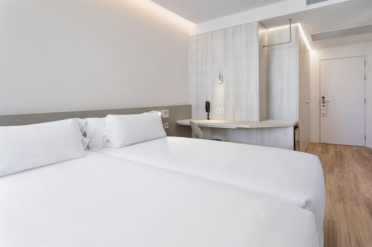 B&B Hotel 圣托·蒂尔索 外观 照片