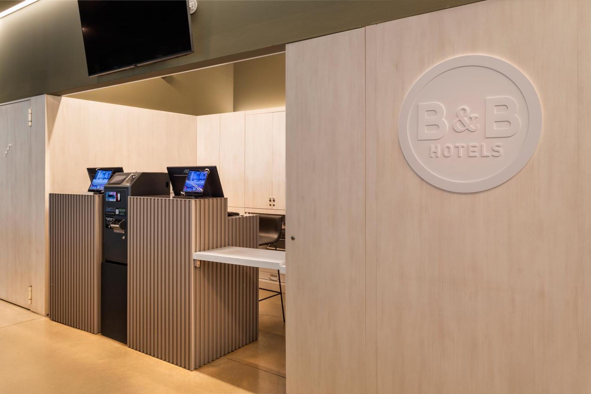 B&B Hotel 圣托·蒂尔索 外观 照片